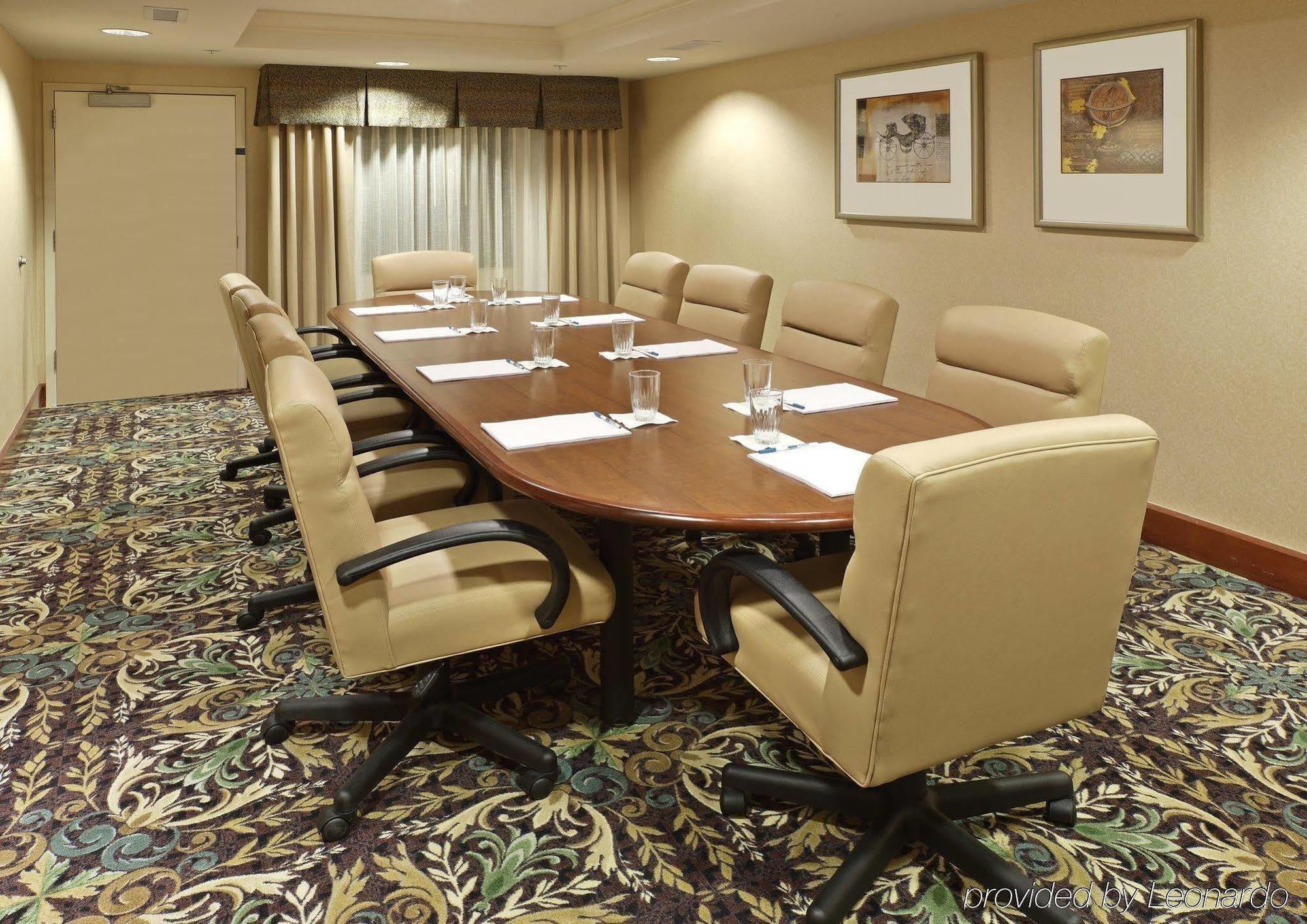 Staybridge Suites Fayetteville By Ihg Exterior foto