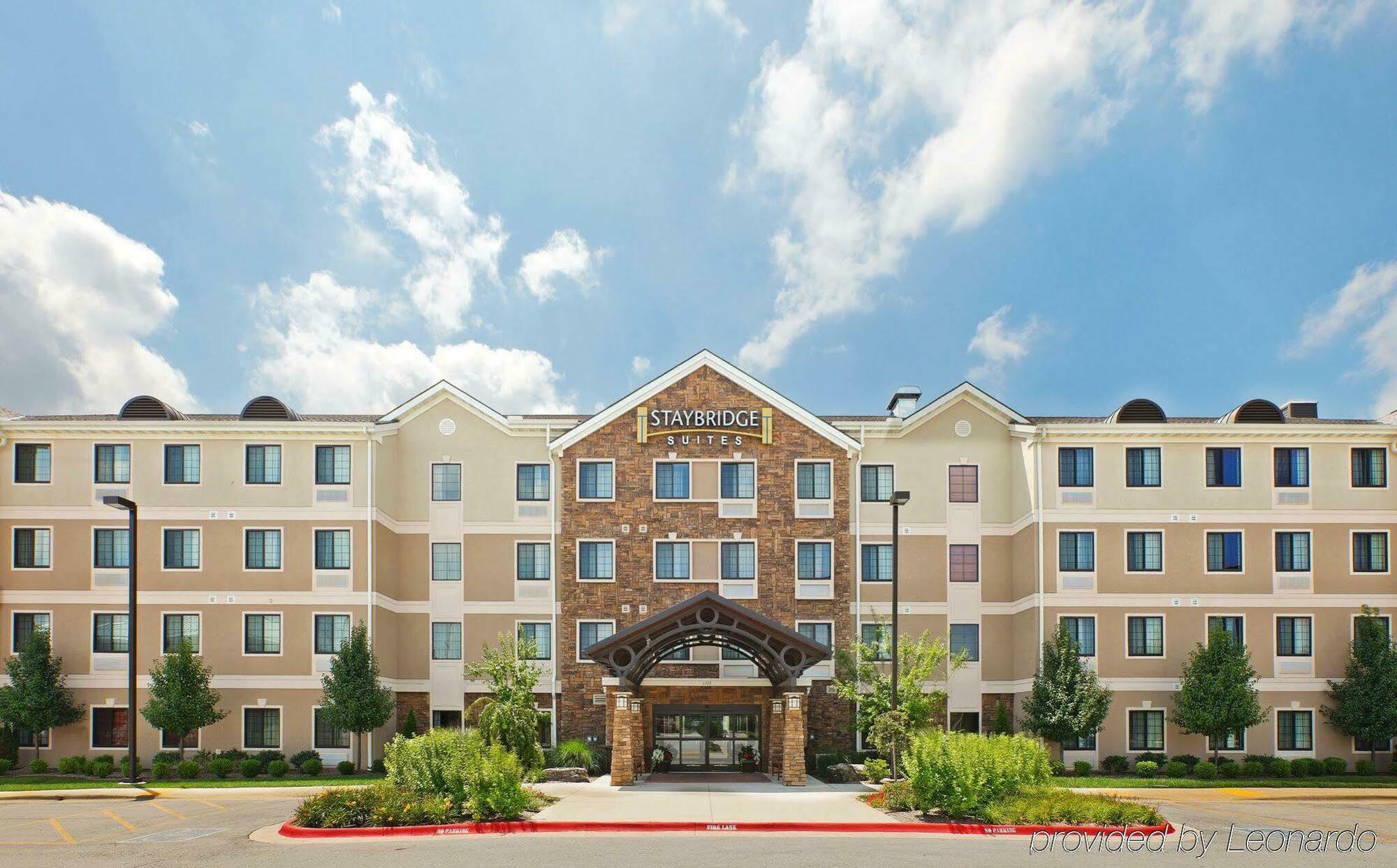 Staybridge Suites Fayetteville By Ihg Exterior foto